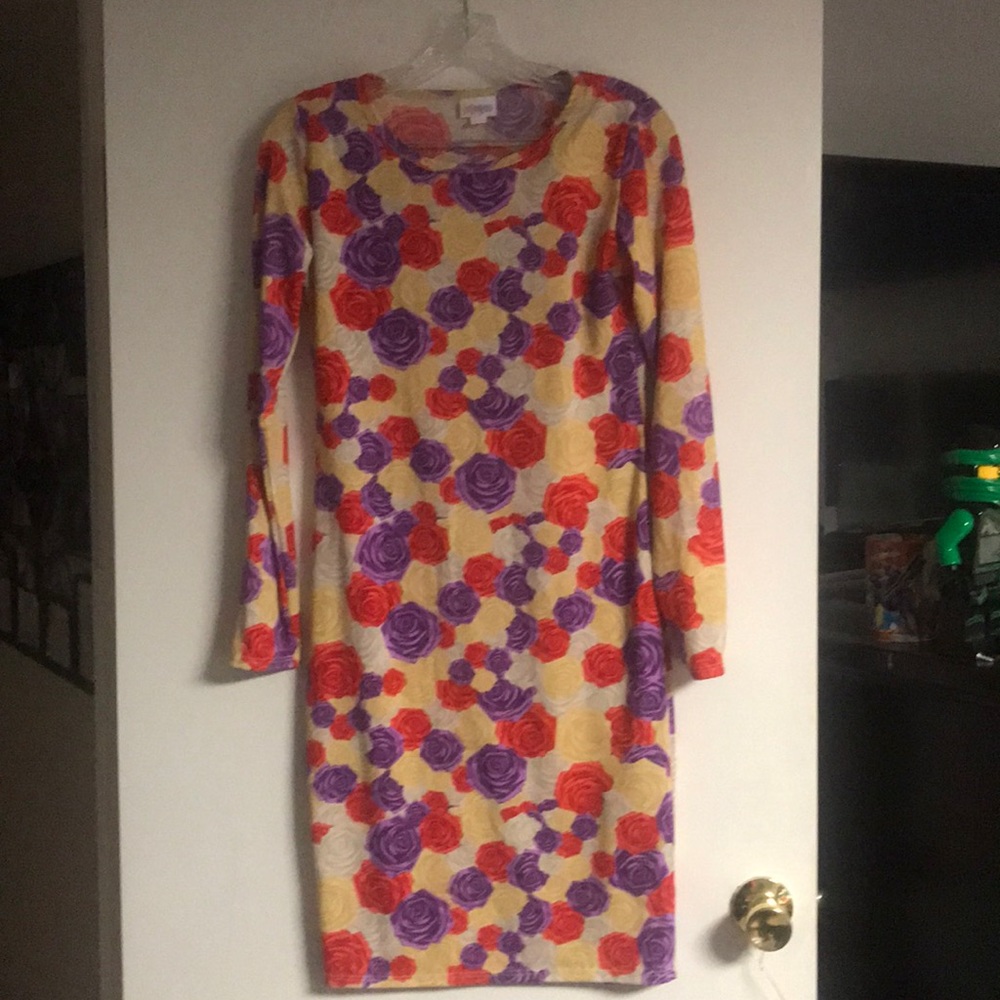 LuLaRoe dress size XS Debbie style.
